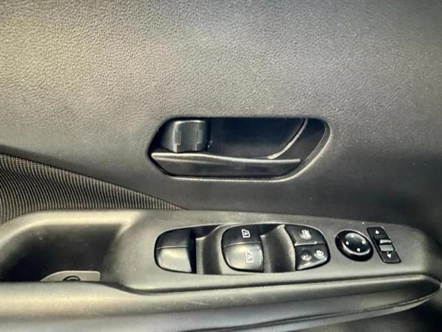 2024 Nissan Kicks S Xtronic CVT