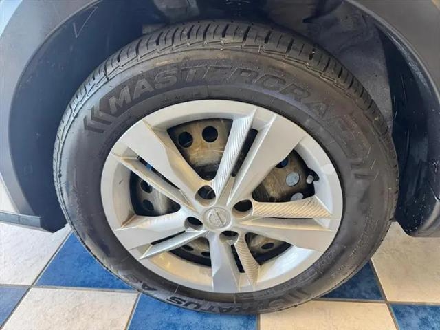 2024 Nissan Kicks S Xtronic CVT