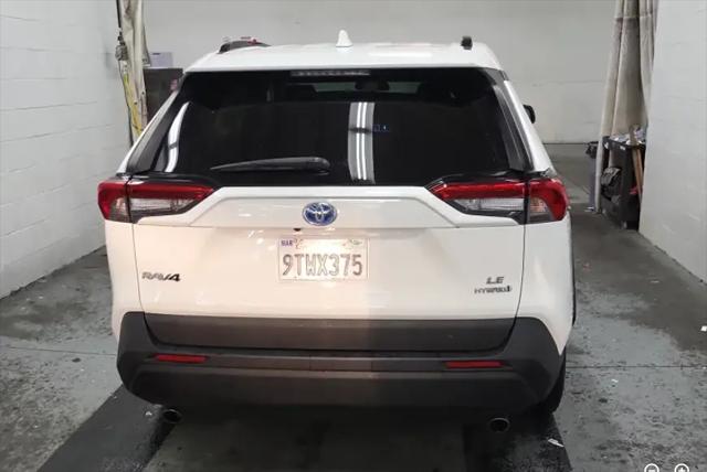 2020 Toyota RAV4 Hybrid LE