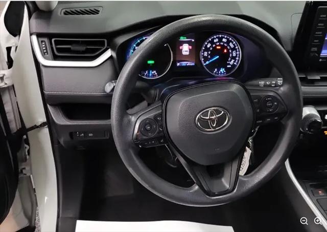 2020 Toyota RAV4 Hybrid LE