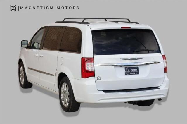 2014 Chrysler Town & Country Touring