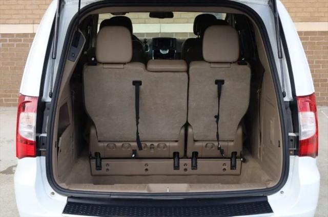 2014 Chrysler Town & Country Touring