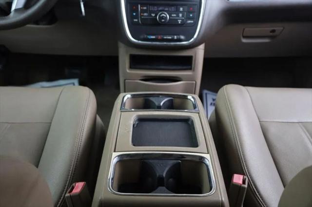 2014 Chrysler Town & Country Touring
