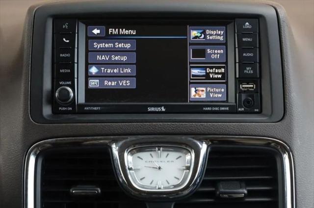 2014 Chrysler Town & Country Touring