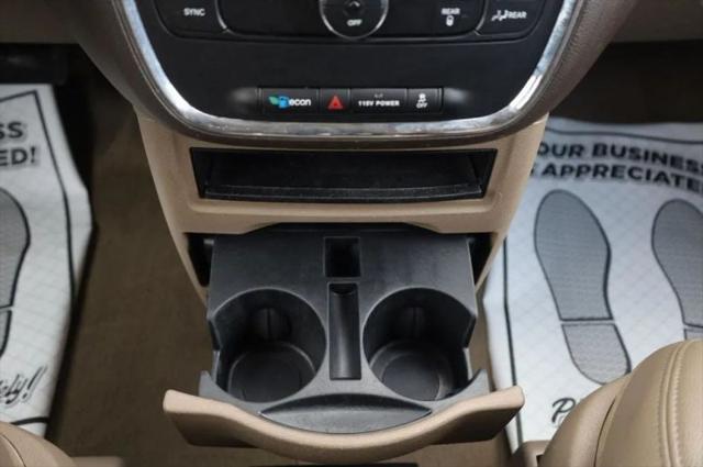 2014 Chrysler Town & Country Touring