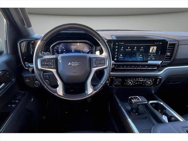 2022 Chevrolet Silverado 1500 4WD Crew Cab Standard Bed RST
