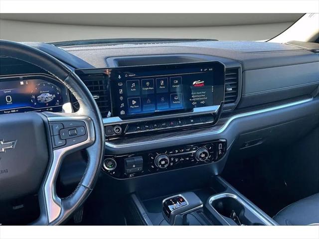 2022 Chevrolet Silverado 1500 4WD Crew Cab Standard Bed RST