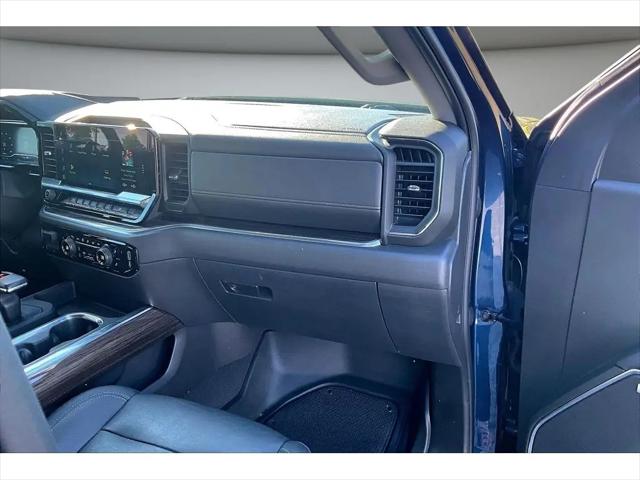 2022 Chevrolet Silverado 1500 4WD Crew Cab Standard Bed RST