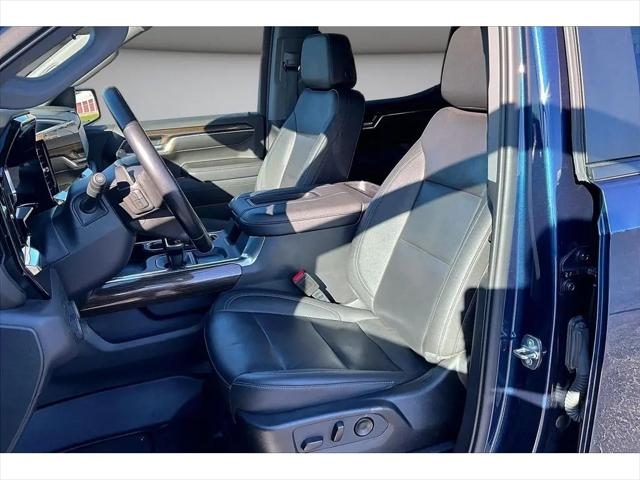 2022 Chevrolet Silverado 1500 4WD Crew Cab Standard Bed RST