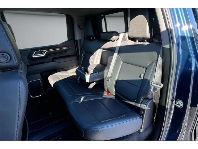 2022 Chevrolet Silverado 1500 4WD Crew Cab Standard Bed RST