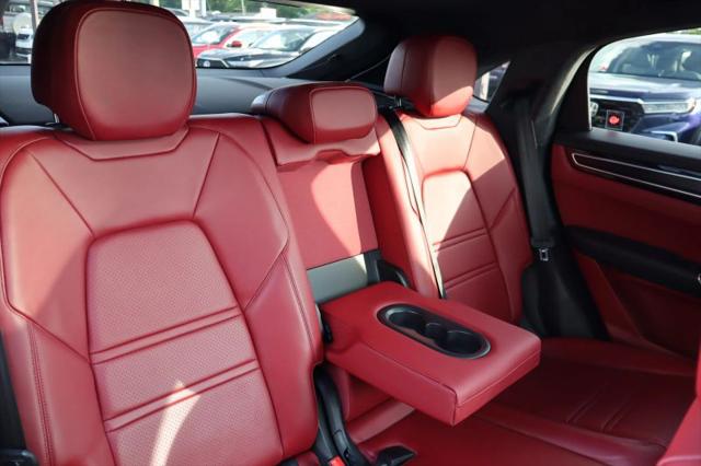 2021 Porsche Cayenne GTS