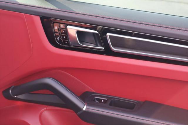 2021 Porsche Cayenne GTS