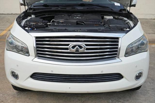 2014 INFINITI QX80 Base