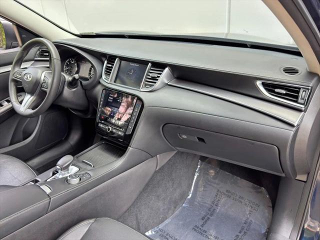 2022 INFINITI QX50 LUXE