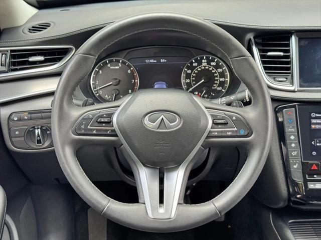 2022 INFINITI QX50 LUXE