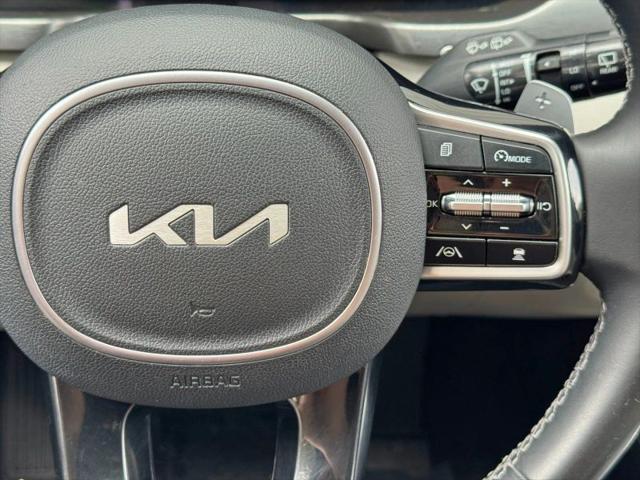 2022 Kia Sorento Hybrid SX