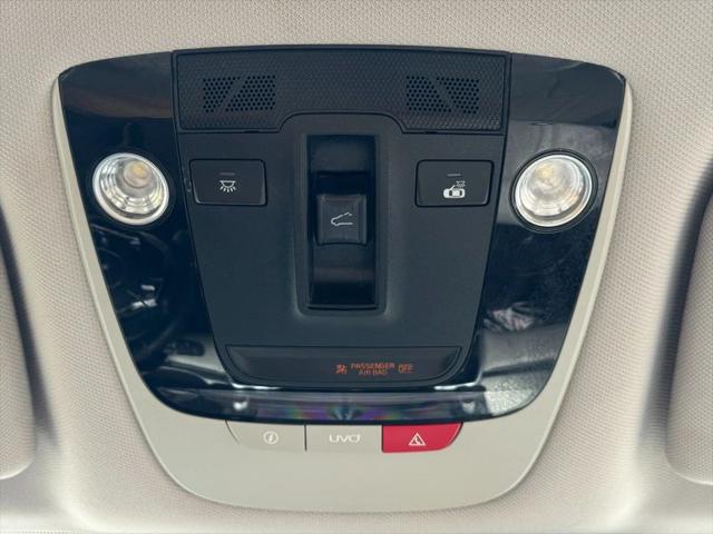 2022 Kia Sorento Hybrid SX