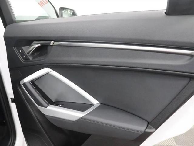 2023 Audi Q3 Premium 40 TFSI quattro Tiptronic