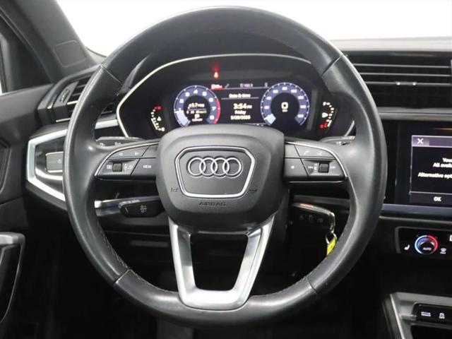2023 Audi Q3 Premium 40 TFSI quattro Tiptronic