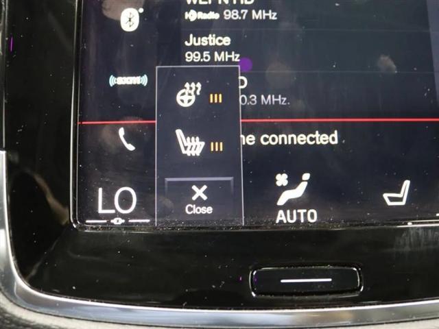 2022 Volvo XC90 T6 Momentum 7 Passenger