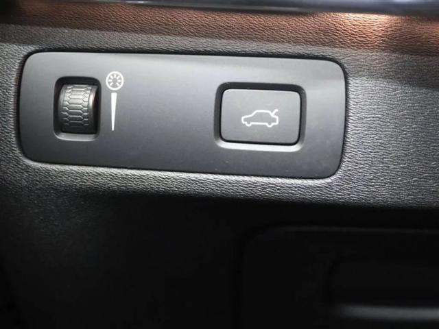 2022 Volvo XC90 T6 Momentum 7 Passenger