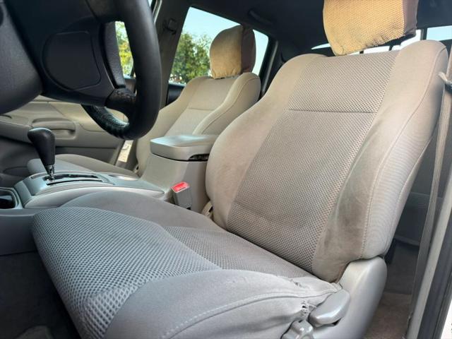 2005 Toyota Tacoma Base V6