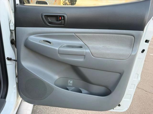 2005 Toyota Tacoma Base V6