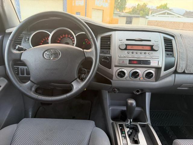2005 Toyota Tacoma Base V6