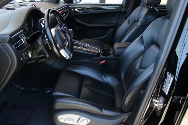2021 Porsche Macan Macan