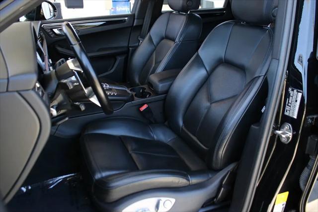 2021 Porsche Macan Macan