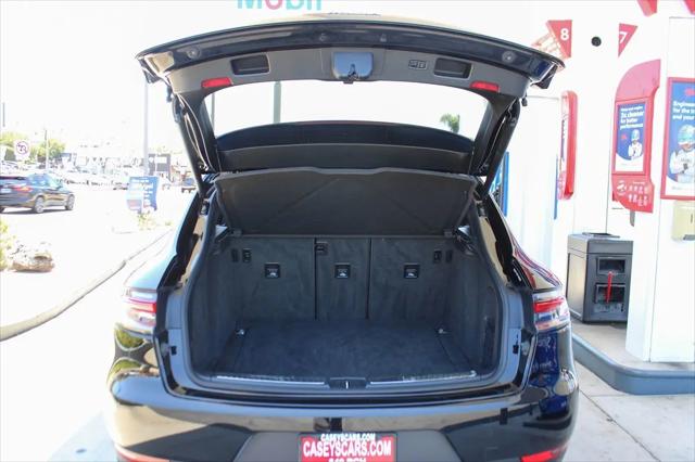 2021 Porsche Macan Macan