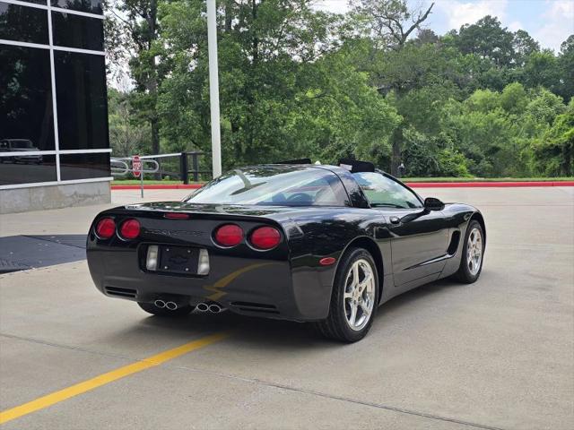 2001 Chevrolet Corvette Base