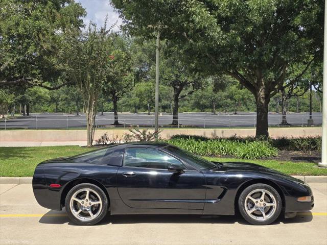 2001 Chevrolet Corvette Base