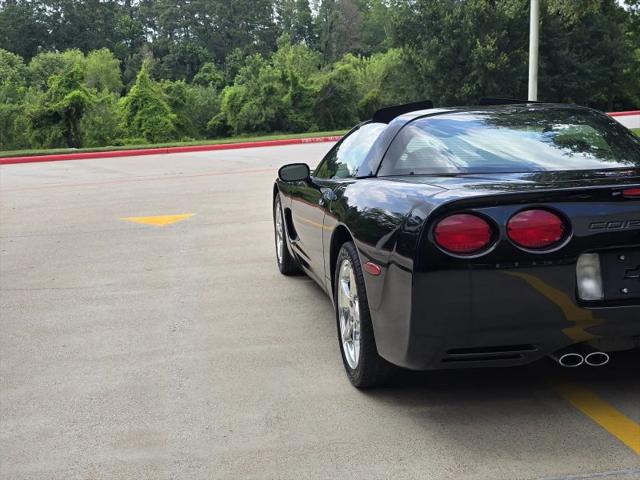 2001 Chevrolet Corvette Base