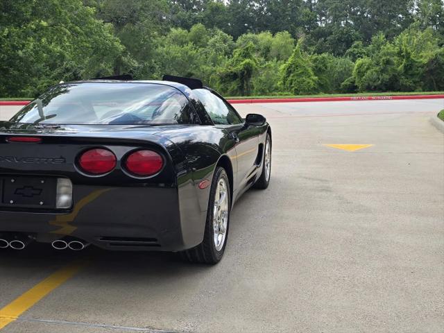 2001 Chevrolet Corvette Base