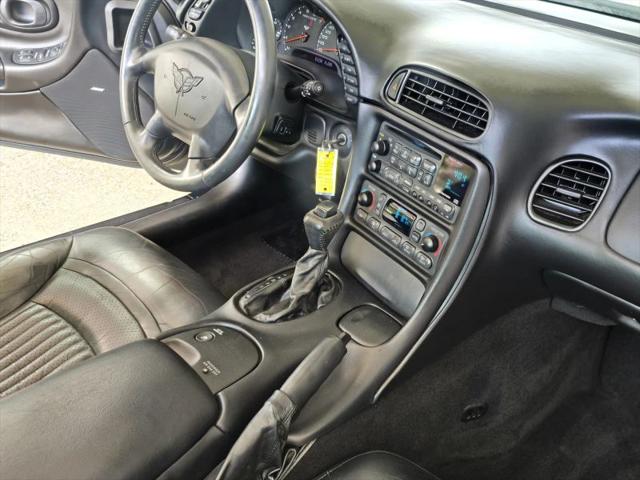 2001 Chevrolet Corvette Base