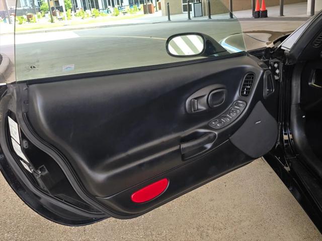 2001 Chevrolet Corvette Base