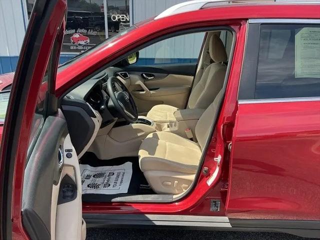 2016 Nissan Rogue SV