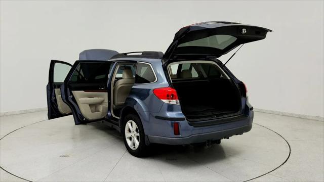 2014 Subaru Outback 3.6R Limited