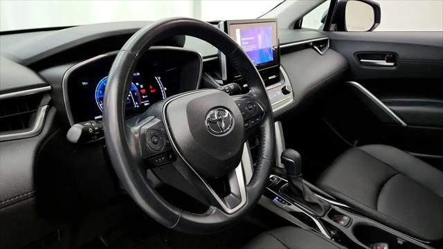 2023 Toyota Corolla Cross XLE