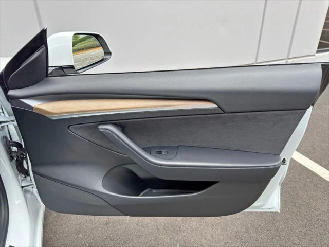 2022 Tesla Model 3 Long Range Dual Motor All-Wheel Drive