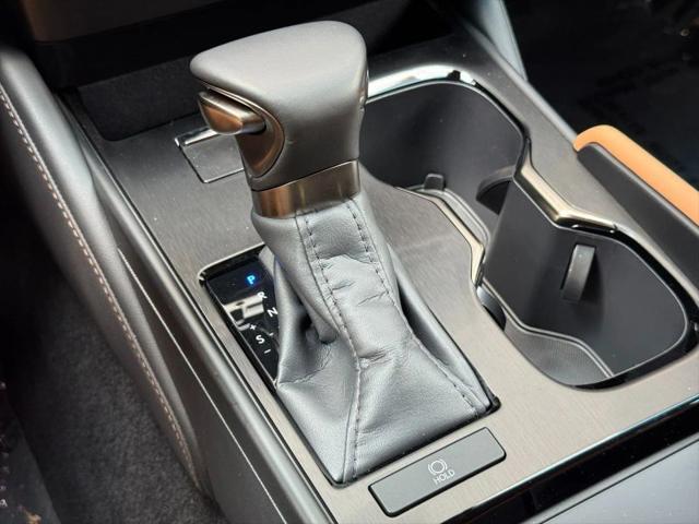 2025 Lexus ES 350 Ultra Luxury