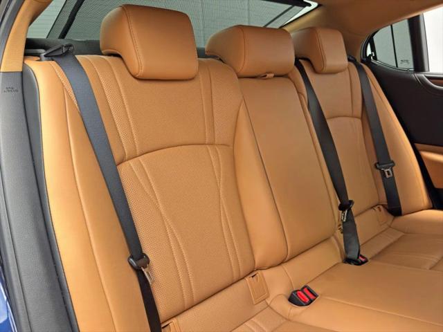 2025 Lexus ES 350 Ultra Luxury