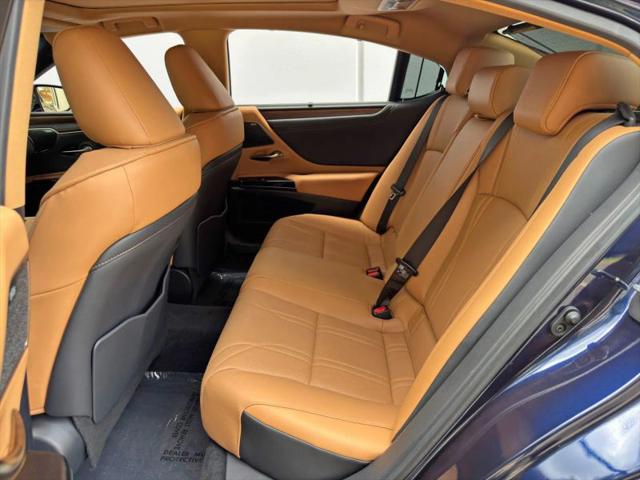 2025 Lexus ES 350 Ultra Luxury