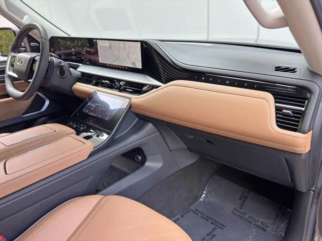 2025 INFINITI QX80 LUXE AWD