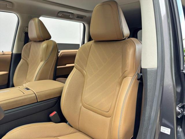 2025 INFINITI QX80 LUXE AWD