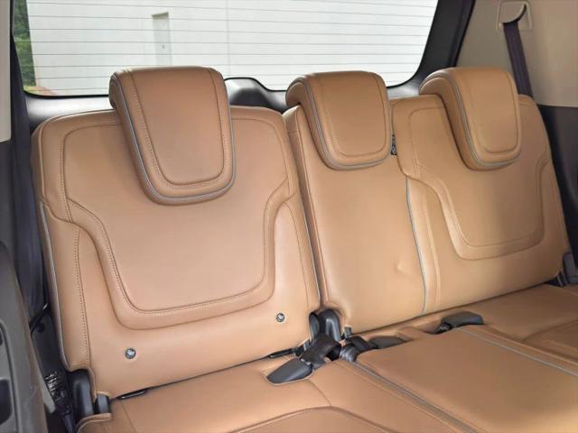 2025 INFINITI QX80 LUXE AWD