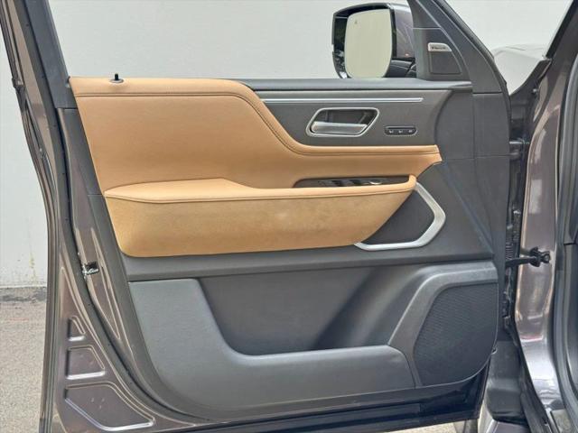 2025 INFINITI QX80 LUXE AWD