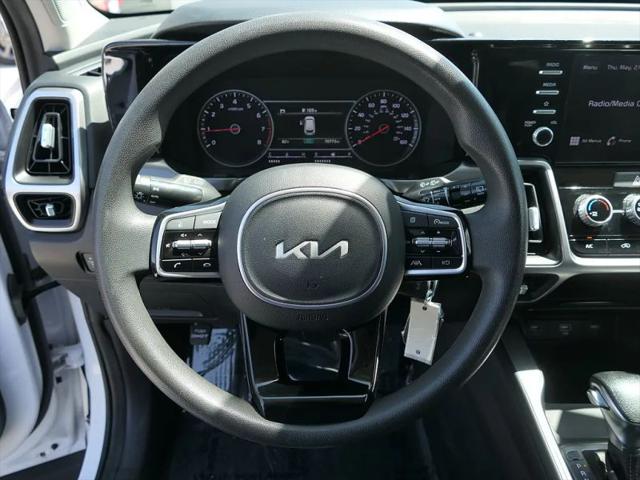2023 Kia Sorento LX