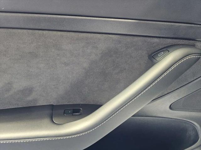 2021 Tesla Model 3 Standard Range Plus Rear-Wheel Drive
